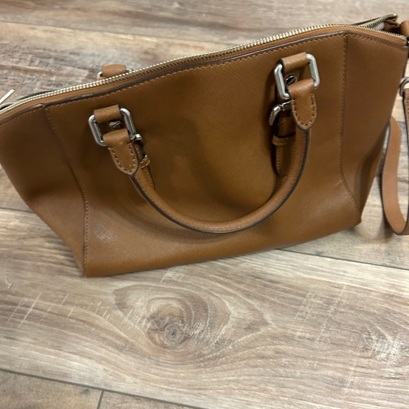 Michael Kors Hand bag - Picture 3 of 5